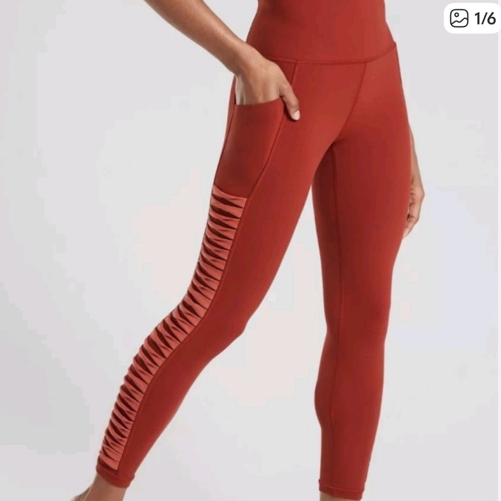 Athleta Salutation 7/8 Leggings